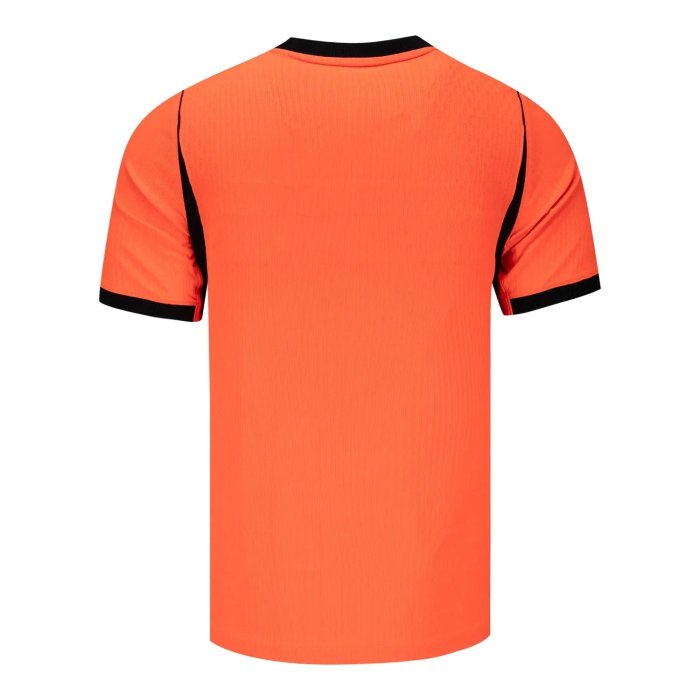 FIFAMZ0413_2.jpg